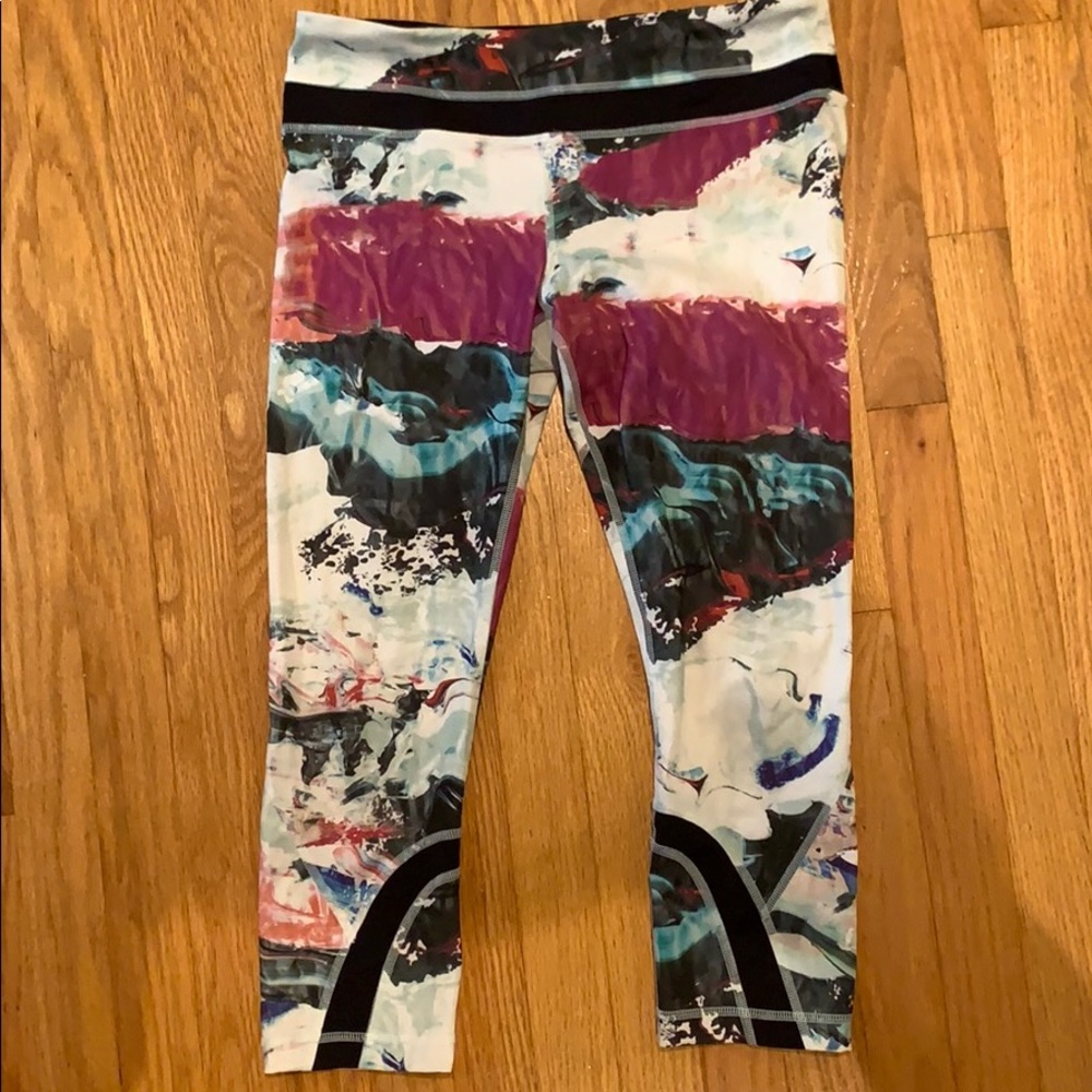 Size 8 Lululemon Mid-rise Athletic Crops.